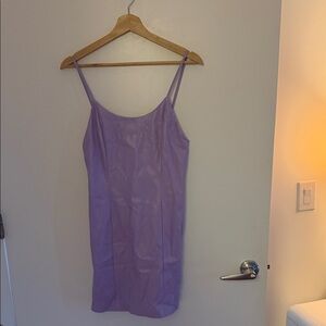 Alice + Olivia Lavender vegan dress size 6